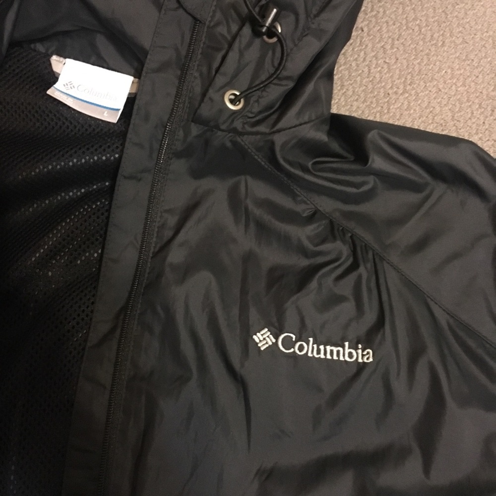 Columbia Rain Jacket/Windbreaker